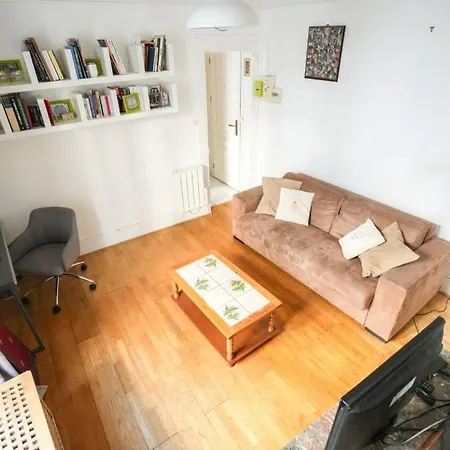 Lovely In Bastille Apartment Paris